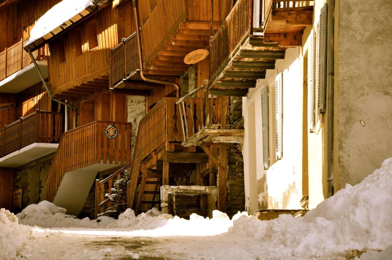 Two Bedroom Apartment La Voute, Chandon Near Meribel - Sleeps 4 Adults Or 2 Adults And 3 Children Les Allues Екстериор снимка